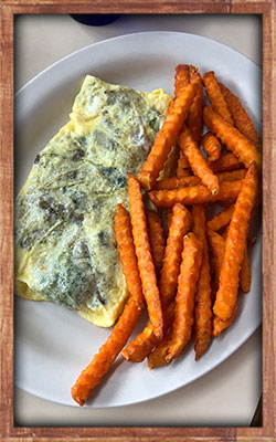 breakfast-menu-spinach-omelette-250x400